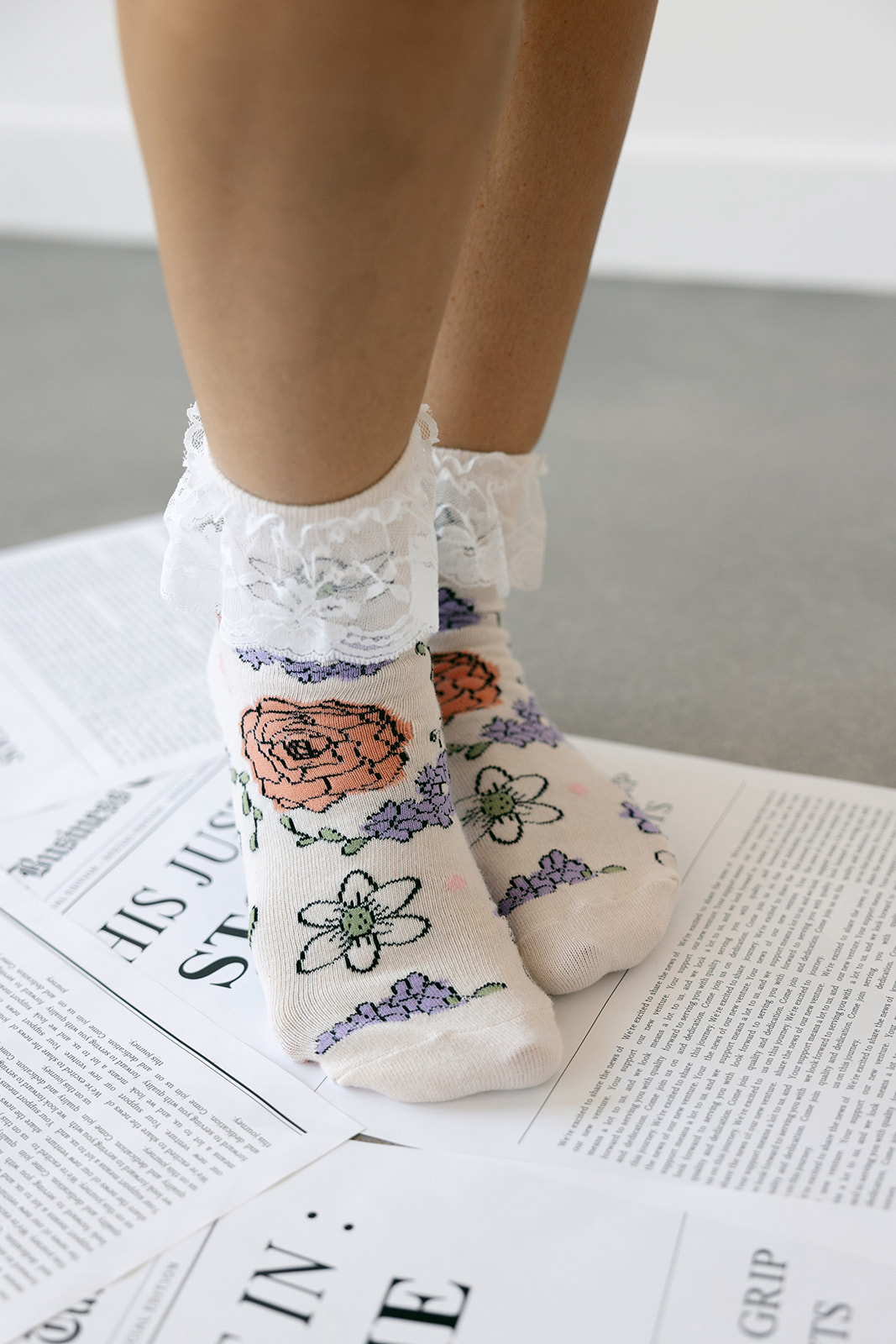 PILATES GRIP CREW SOCK | OG STOLLIE FLORAL