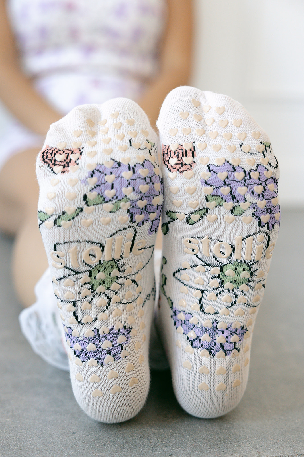 PILATES GRIP CREW SOCK | OG STOLLIE FLORAL