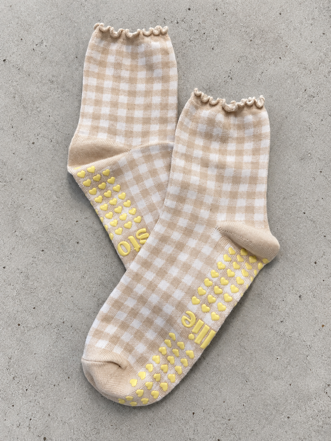 Neutral Gingham | Pilates, Barre & Yoga Grip Socks